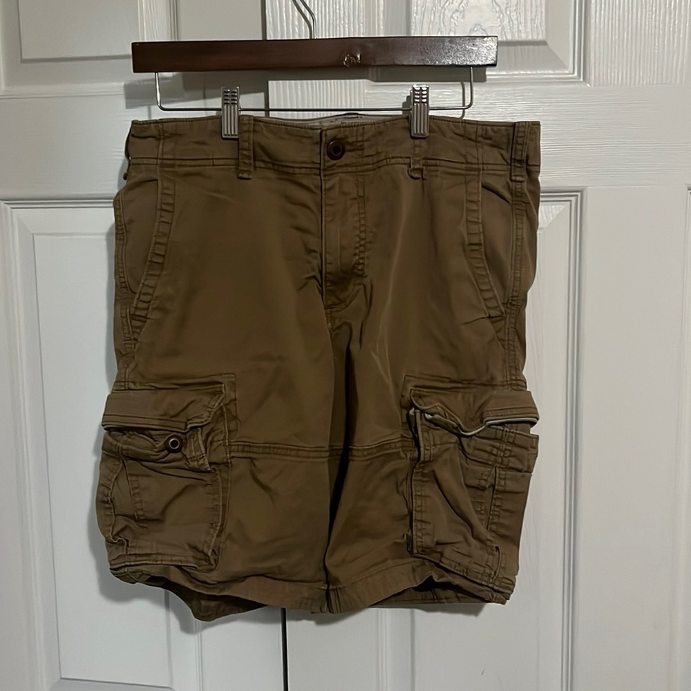 Hollister classic fit cargo shorts